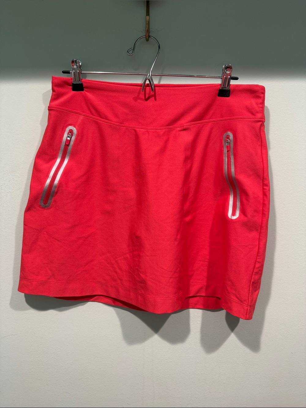 Nike Women's Coral Pink Athletic Skort with Zip Pockets